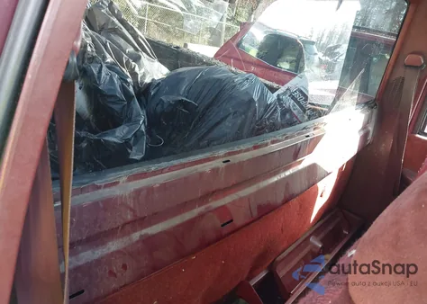 1994 Chevrolet Gmt-400 C1500 z USA, uszkodzony, nr VIN 1GCEC14K7RE104435